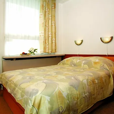 Отель Baltic & 5*