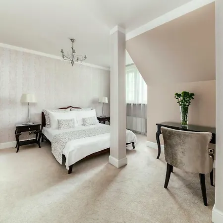Baltic & Hotel 5*
